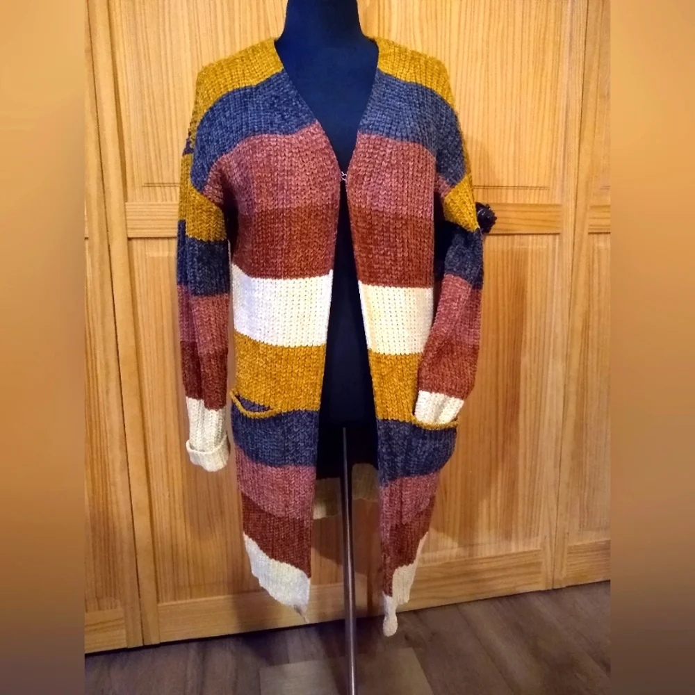 Zoey Cardigan - Picture 7 of 7